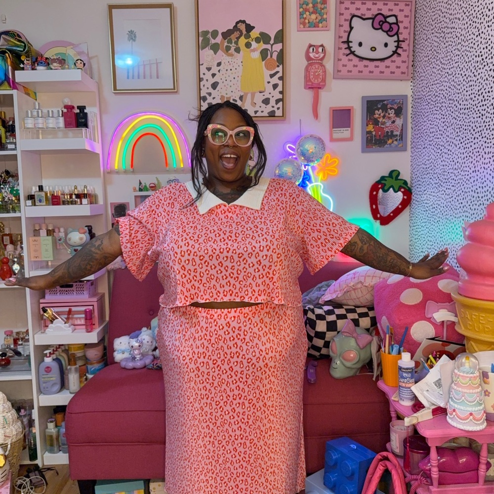 Vibrant Pink Leopard Print Women's set